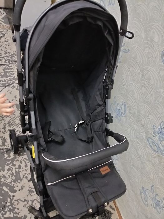 Продам детскую коляску