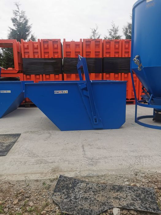 Benă beton  cu furtun macara turn