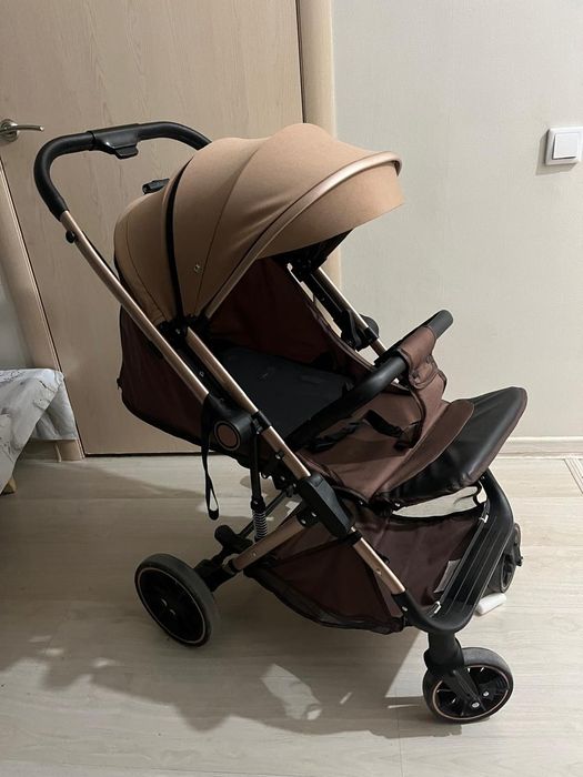 Коляска для прогулки