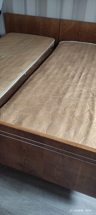 Кровать б/у с матрасом