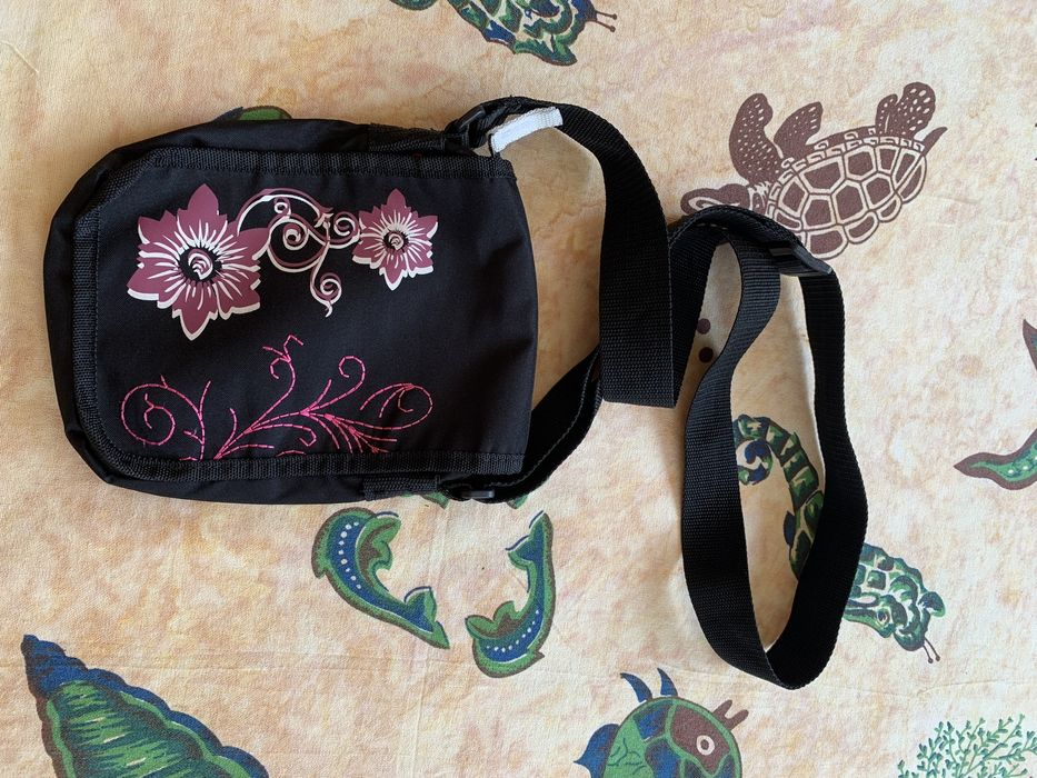 Дамски чанти и раници