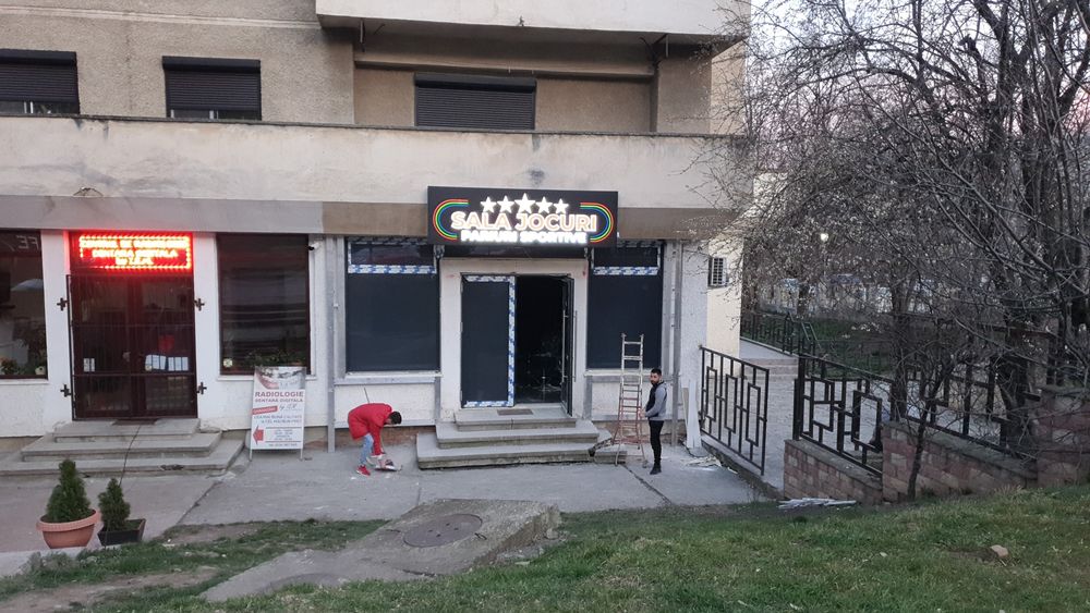 Inchiriere spațiu comercial Moinesti