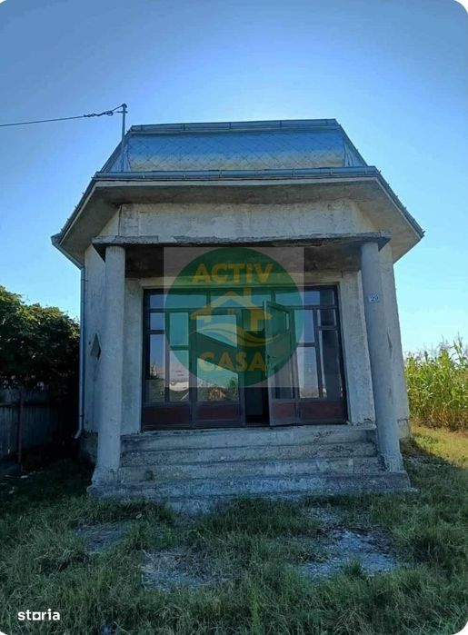 Casa de vanzare