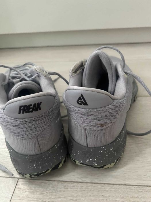 Баскетболни маратонки Nike 26.5 cm