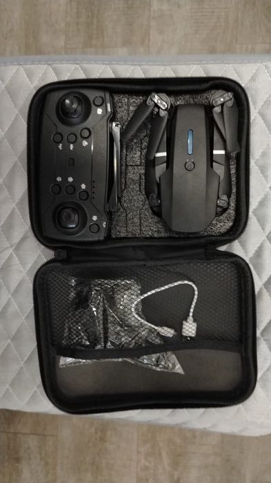 Продам новый игровой дрон е99pro 2025