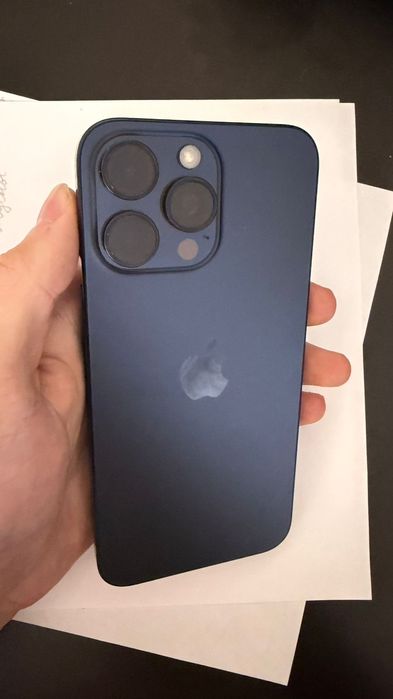 Продам IPhone 15 pro max 256gb