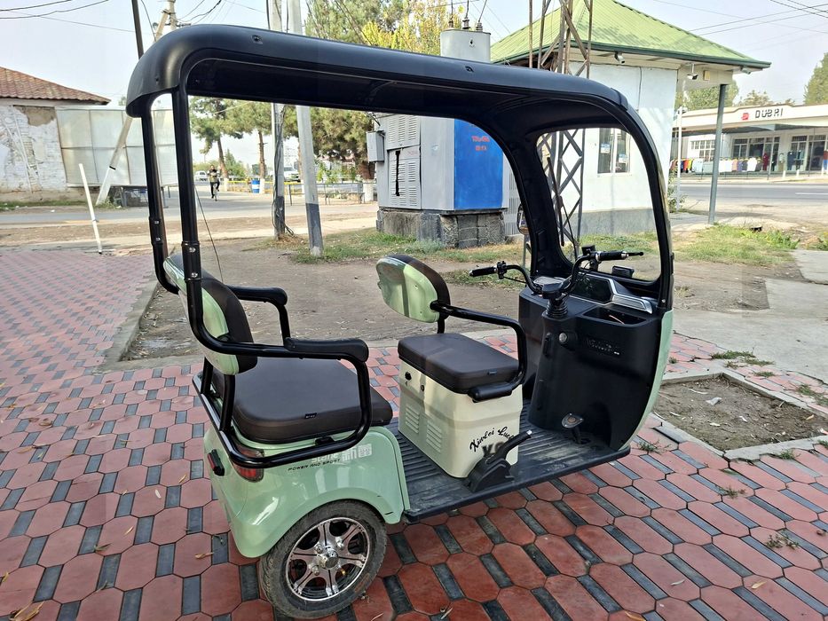 Трехколесный скутер