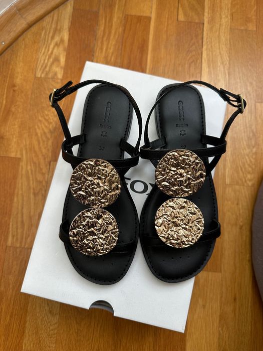 Черни сандали Geox Respira