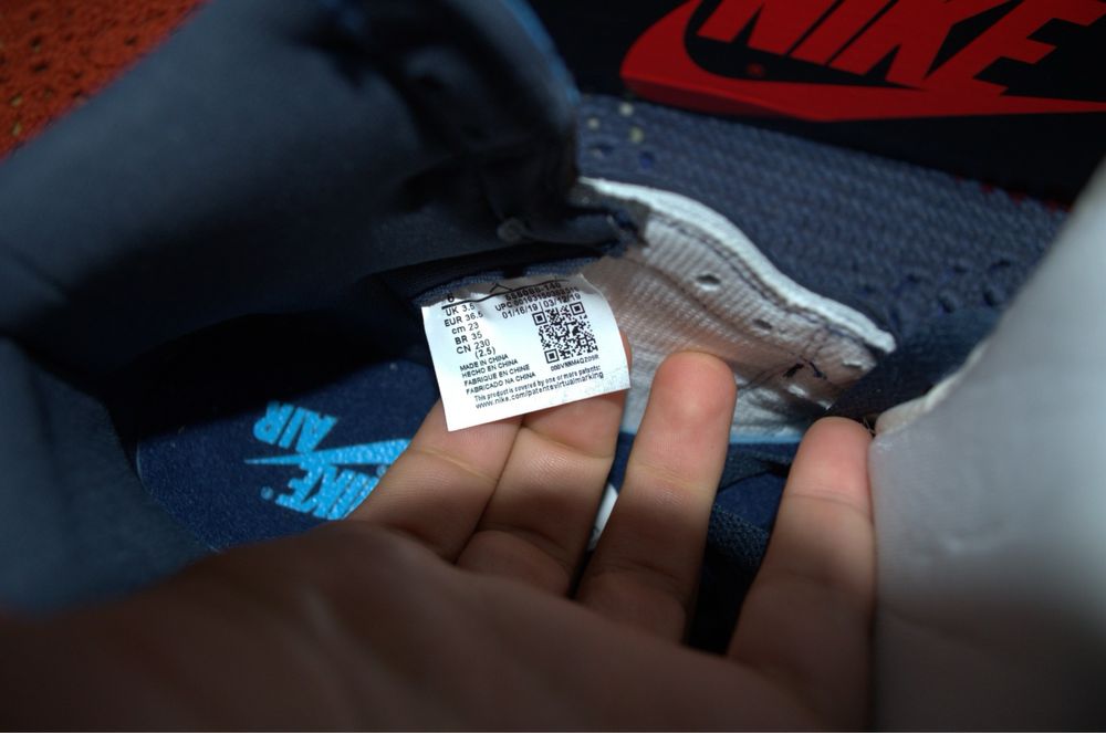 Jordan retro 1 obsidian (replici) mărimea 36 1/2