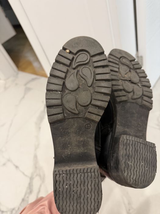 Дамски черни боти