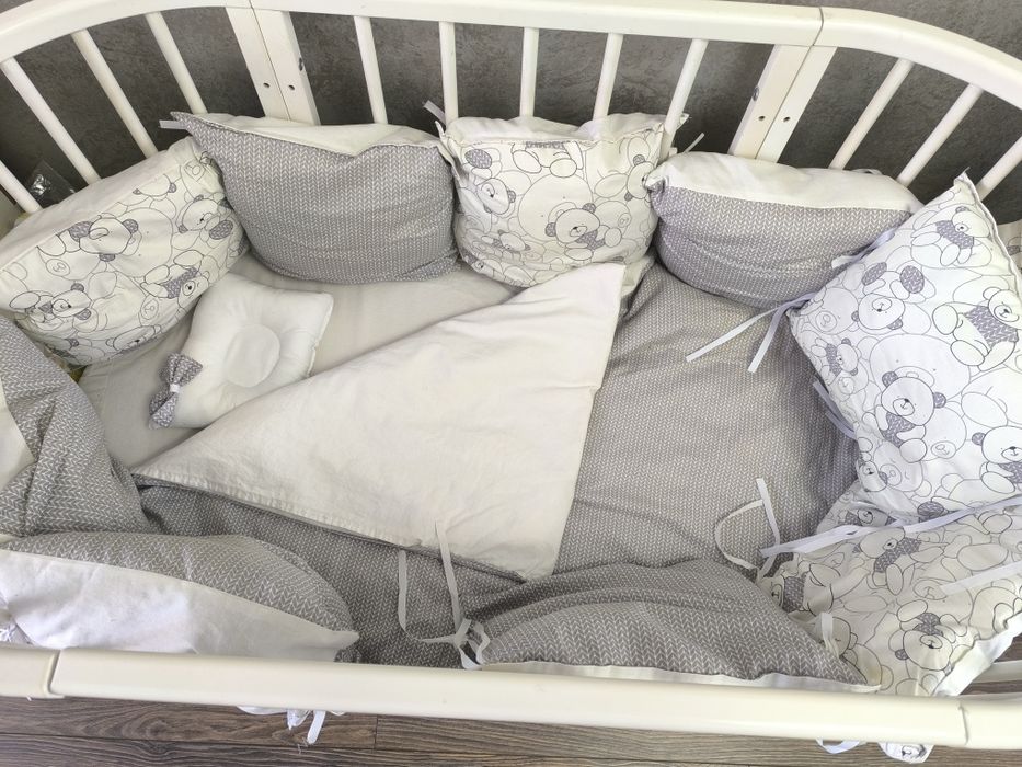 Продам бортики в манеж