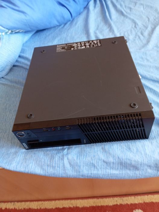 Placa de baza cu procesor