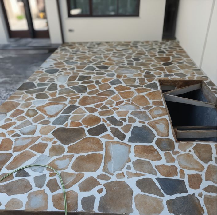 Piatra naturala de munte si montaj profesional