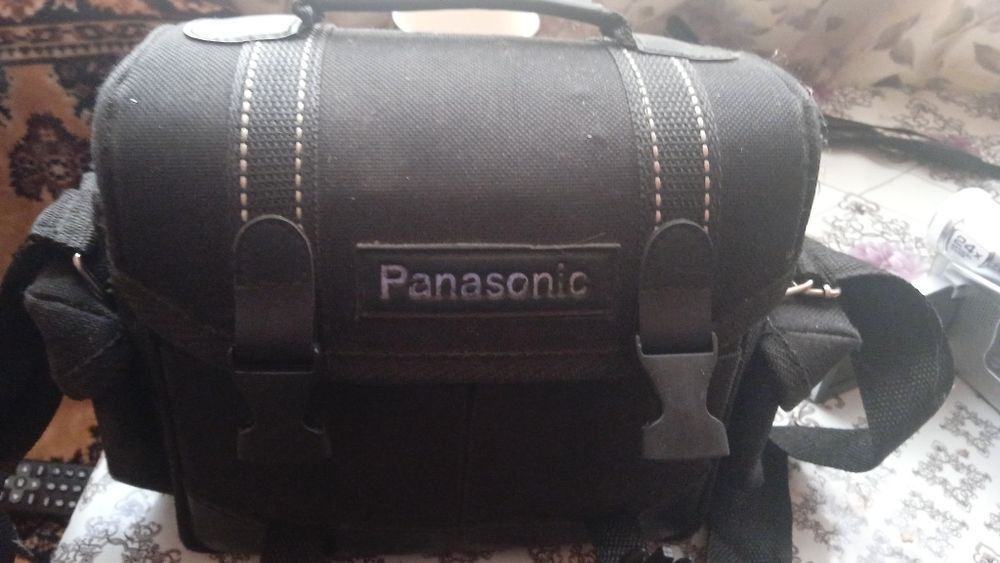 Продам видео камеру