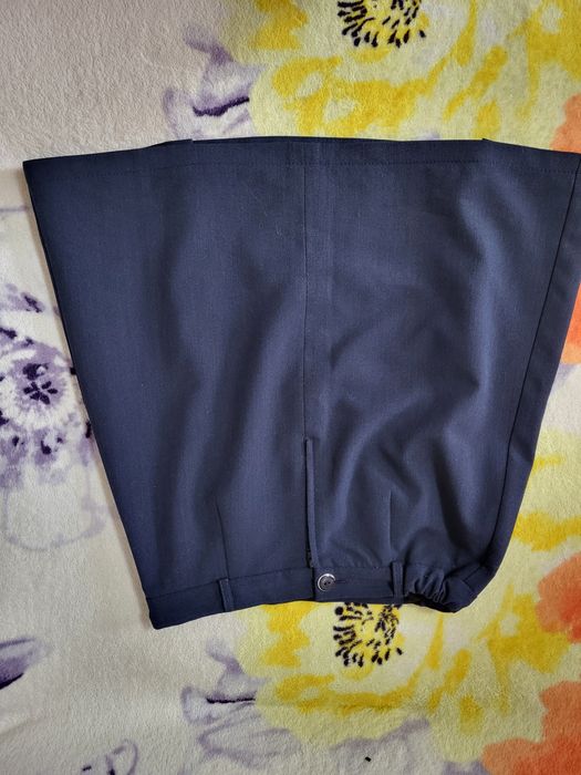 Продам школьную форму Stilini для девочки