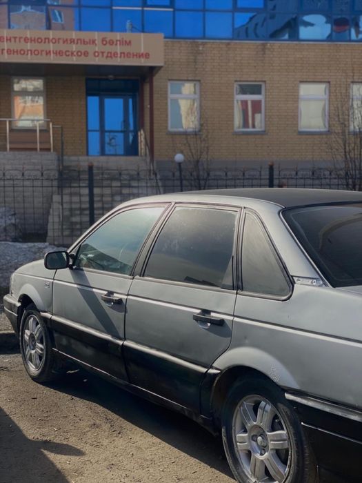 Продам пассат б3 сидан