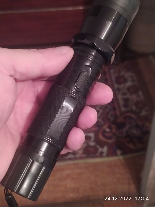 Продам фонарь туристический