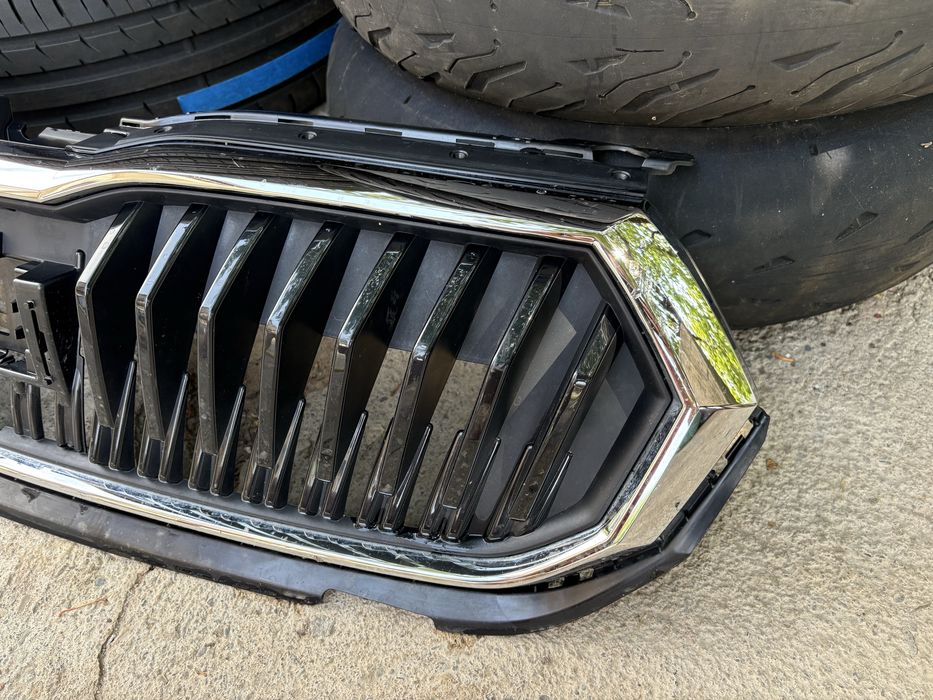 Централна решетка за Шкода Фабия 4 / Skoda Fabia IV 2021 -