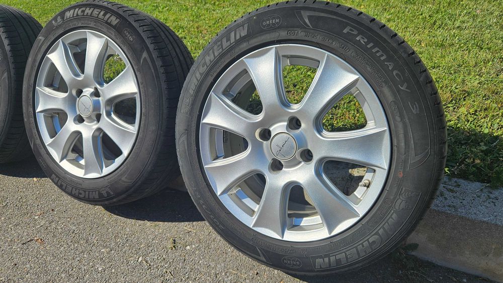 Комплект летни гуми MICHELIN с лети джанти за Ситроен