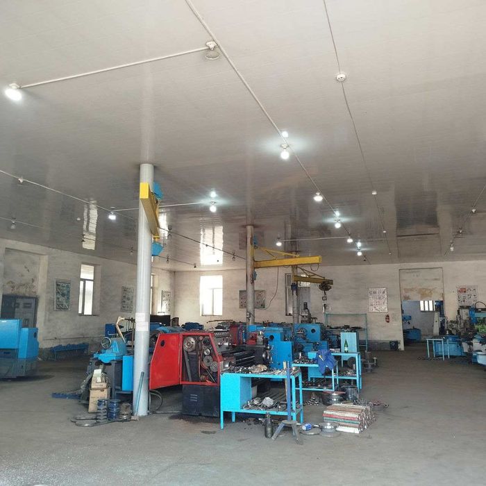 Нотурар бино ва иншоотлар ижарага берилади еки кисман сотилади