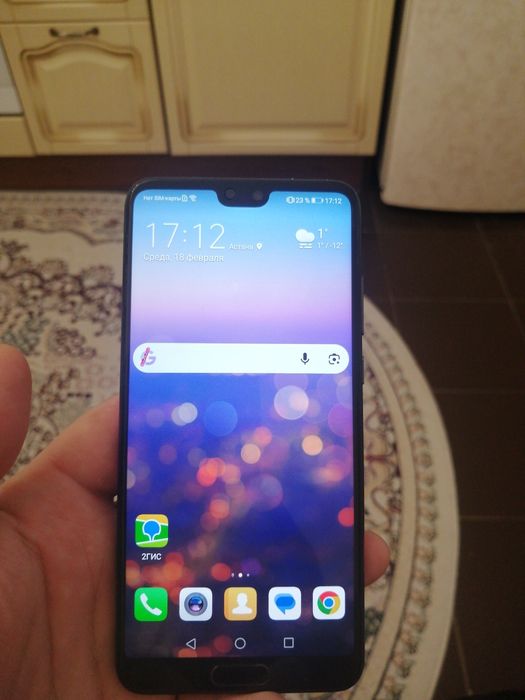Смартфон Huawei p 20
