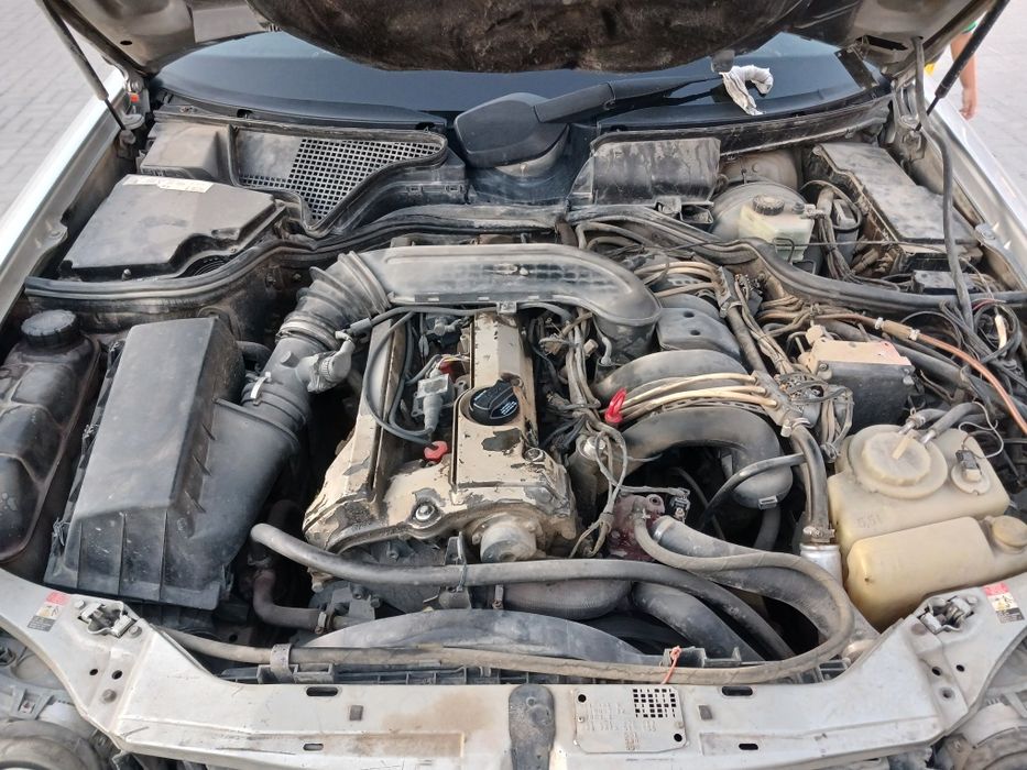 Машина сатылады 1996жылғы газ бензин