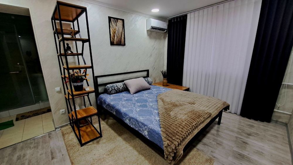 ШОТА РУСТАВЕЛЛИ улица(Цирковой колледж)! Риэлтор! Срочно сдам!!!