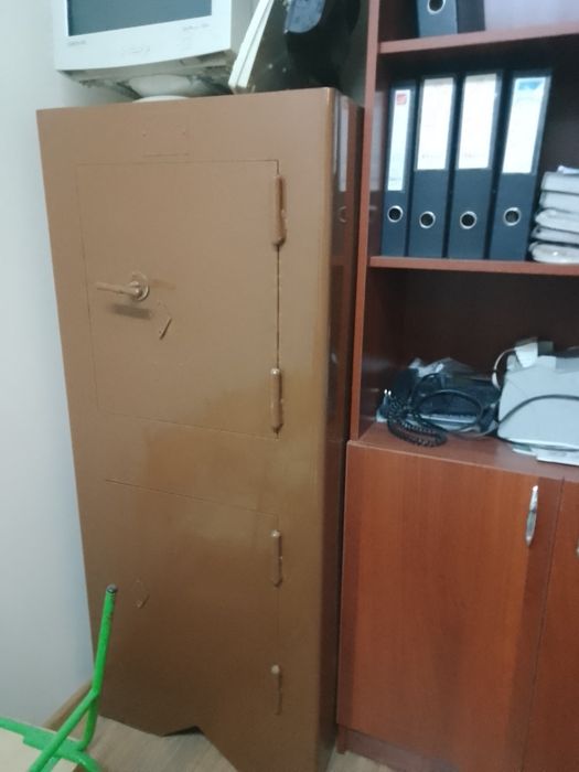 Сейф в отличном состоянии