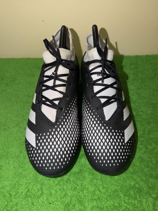 Ghete Fotbal Adidas Predator FG