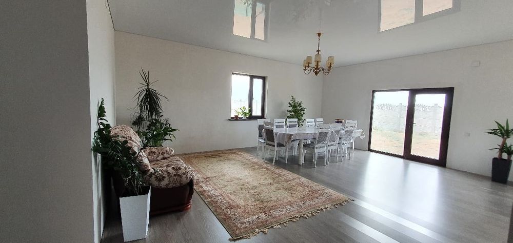 Продам Дом на 12ти сотках