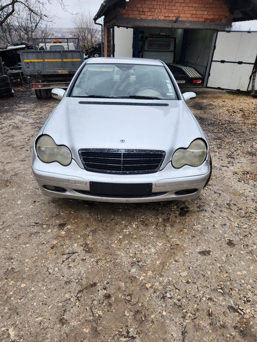 Мерцедес w203 2.7цди на части/Mercedes w203 2.7cdi na chasti