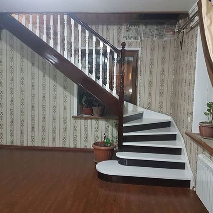 Лестницы из дерева и метала