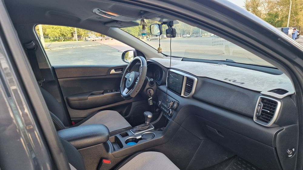 Продам Kia Sportage 4