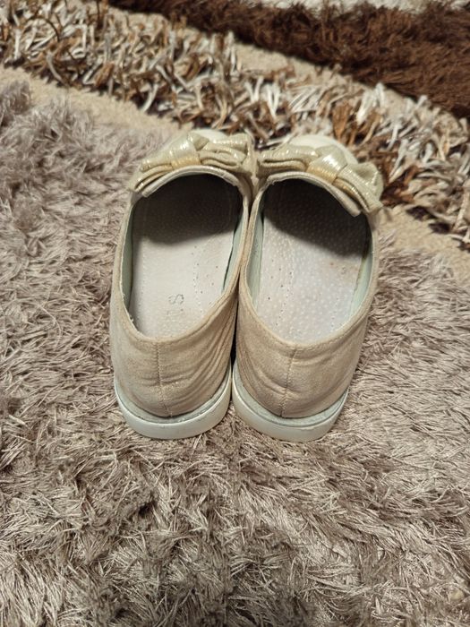 Pantofi fete eleganți