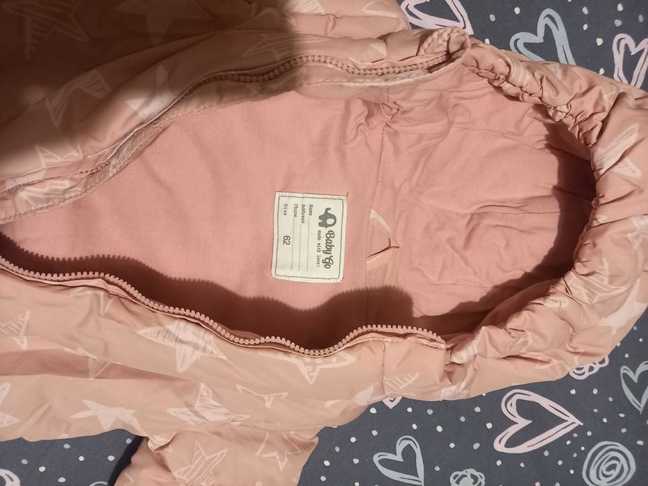 Продам комбинезон 62 размер