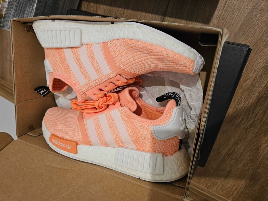 Adidas Дамски маратонки 38 номер
