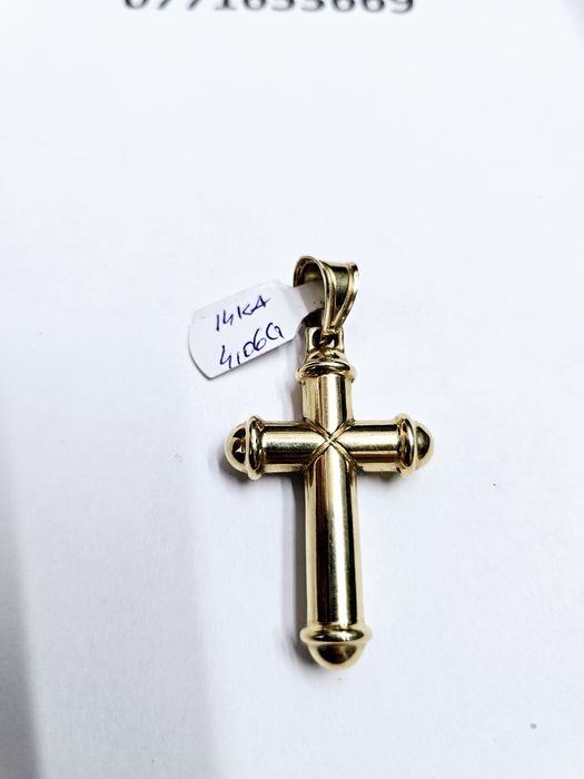 Vand pandantic cruce din aur 14 k 4.06 g cod 462