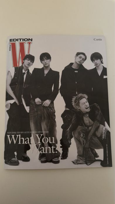 Cortis W Korea magazine