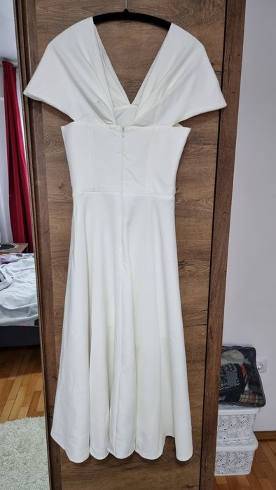 Rochie eleganta sau nunta