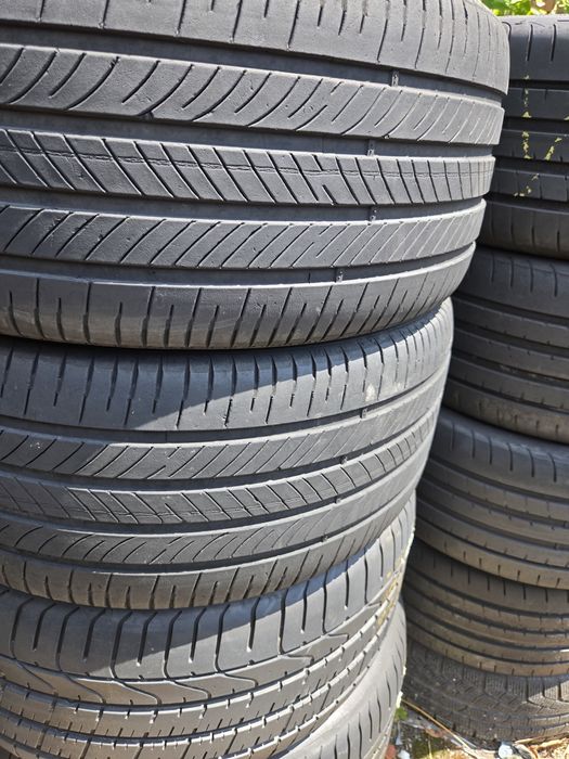 2бр. 245 40 19 Hankook летни.