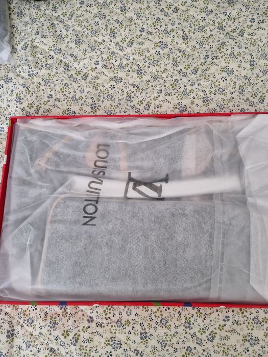 Geantă  firma[Louis Vuitton] model 2026