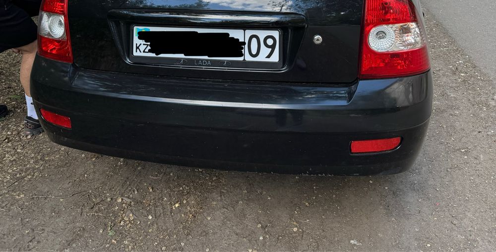 Продам бампер приора 1, цвет космос