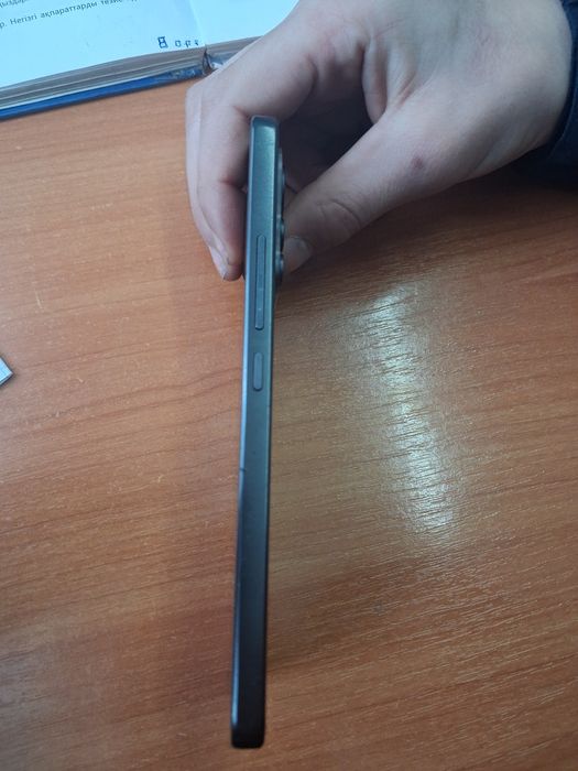 Продам телефон Xiaomi 12 Lite