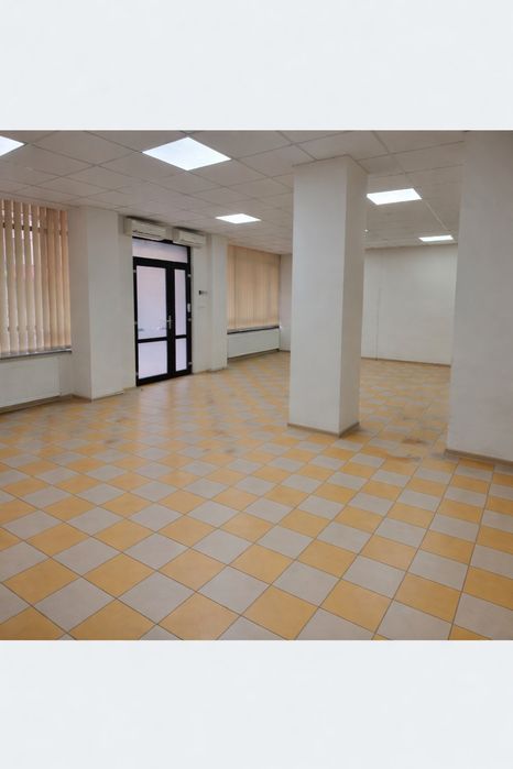 Spațiu comercial 82 mp, parter Micro 12 – Disponibil 1 martie