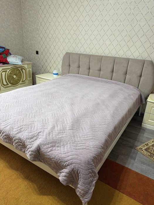 Кровать двухспальная