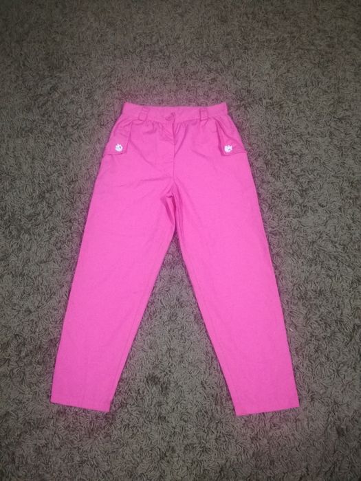 Vând pantaloni de fete