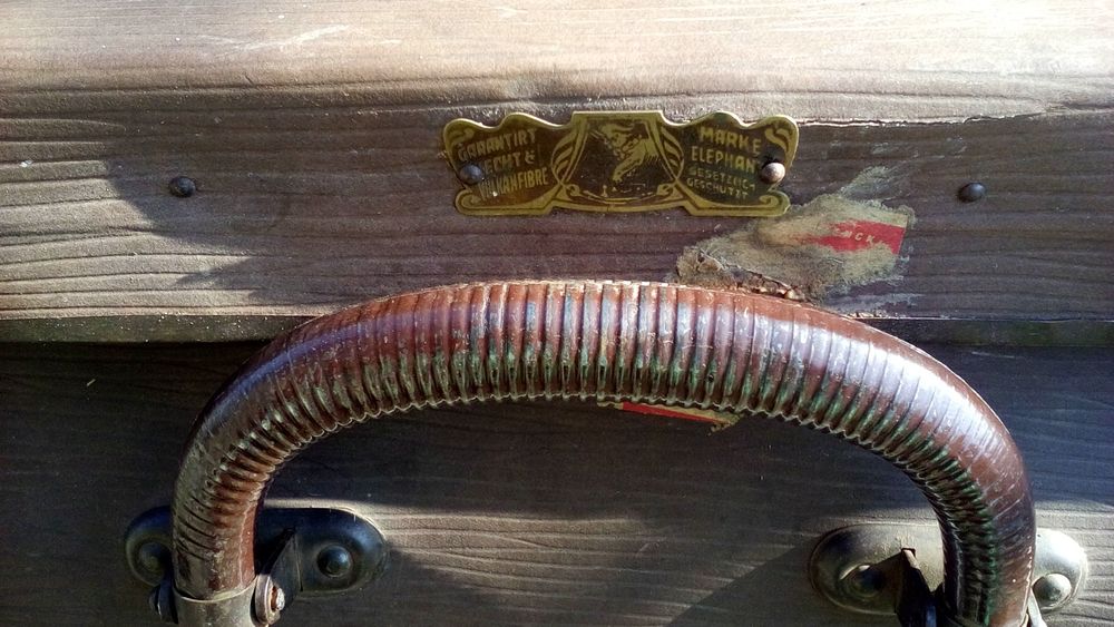 Стари ретро куфари