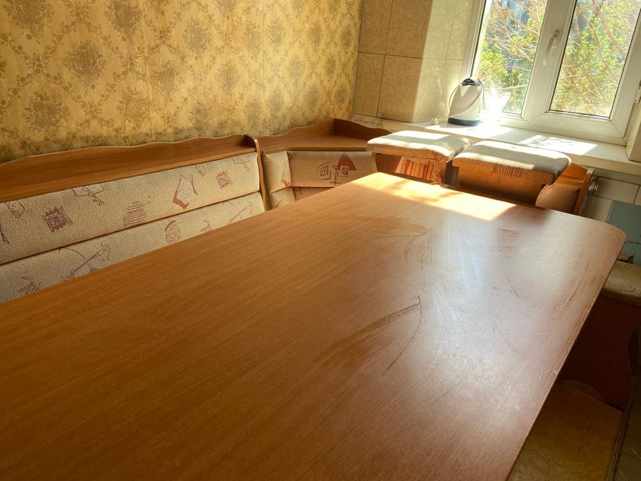 Продаётся кухонный уголок