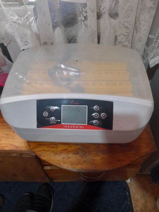 Продаётся инкубатор для яиц