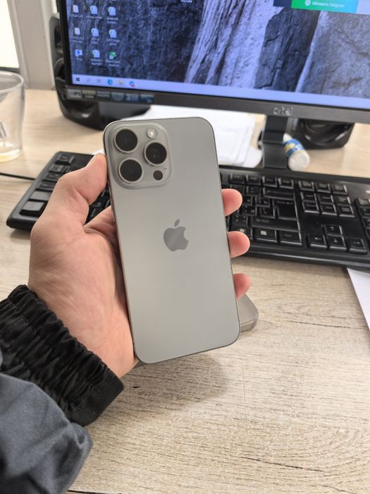 iPhone 15 Pro max 256GB